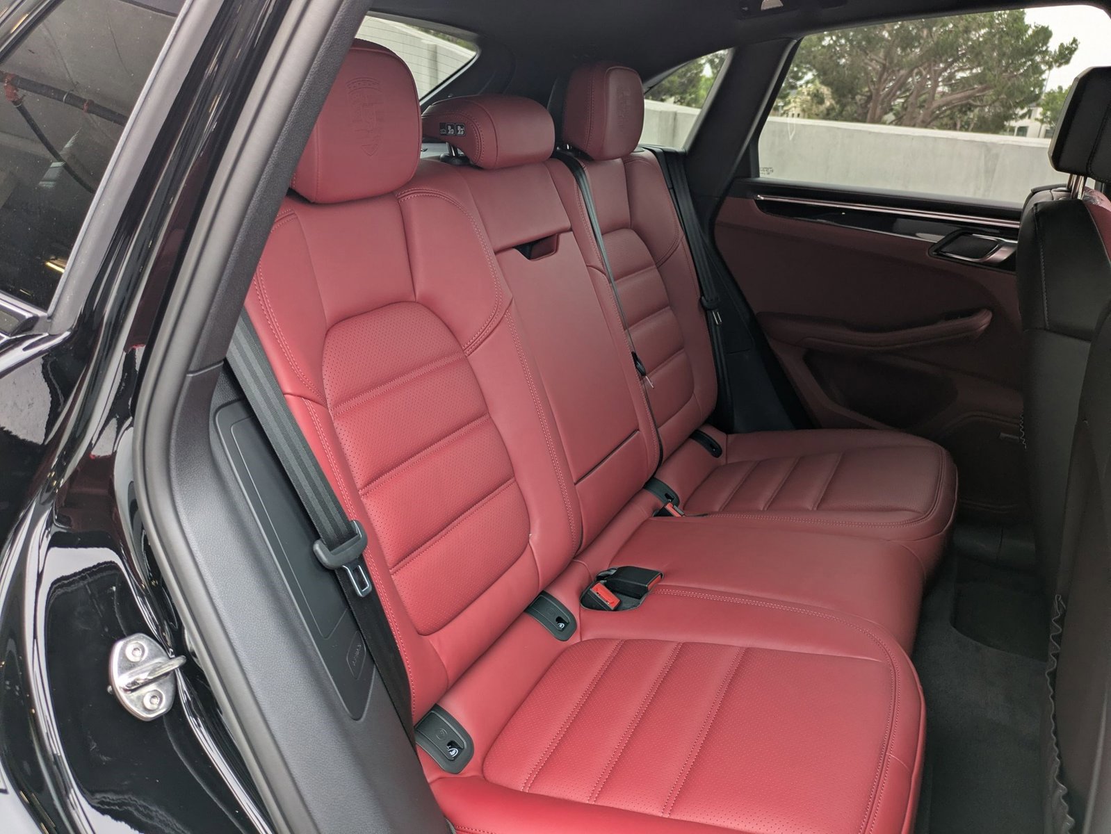 New 2026 Porsche Macan S image 24
