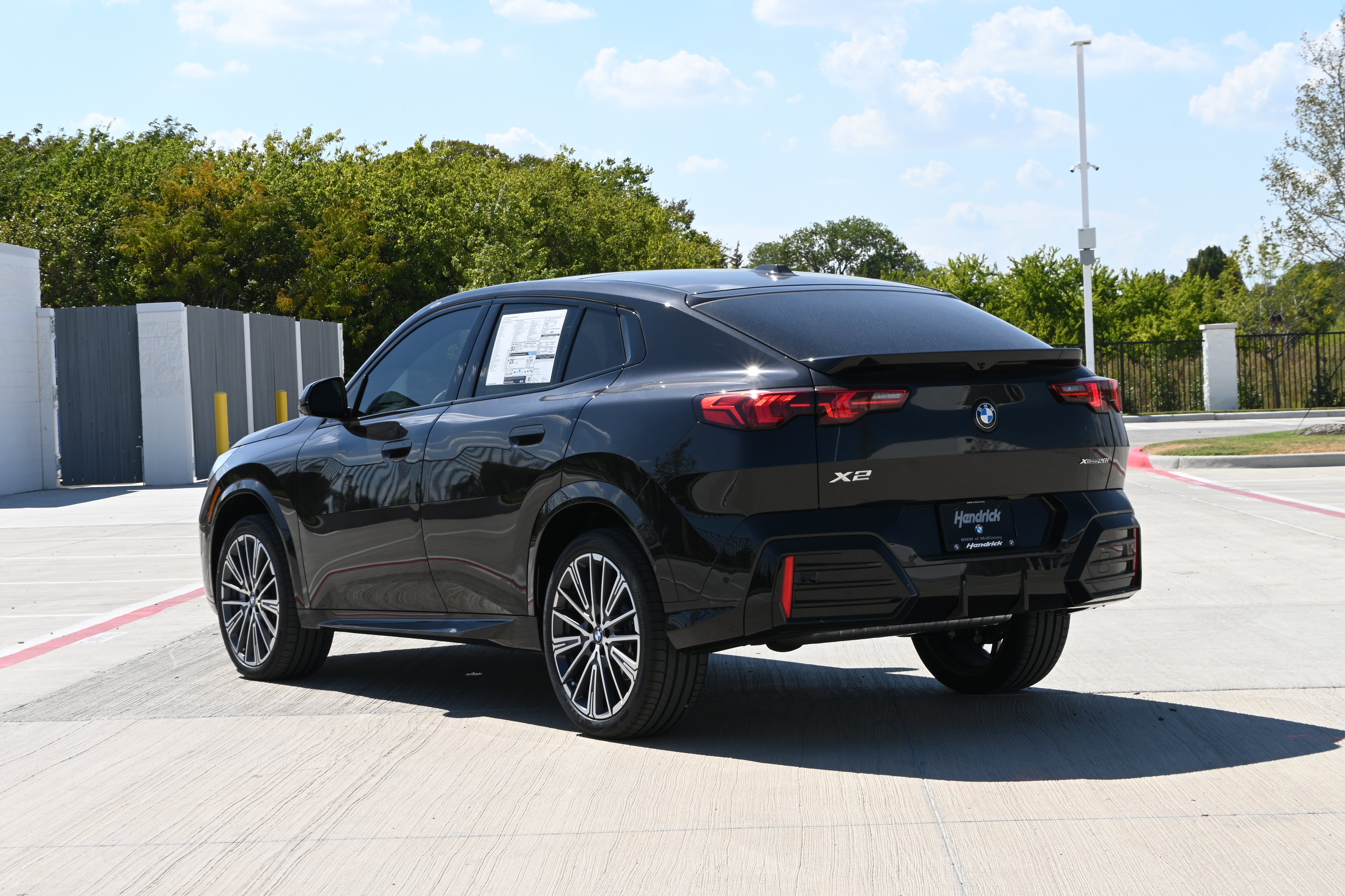 New 2026 BMW X2 xDrive28i w/ Technology Package AWD/4WD image 6