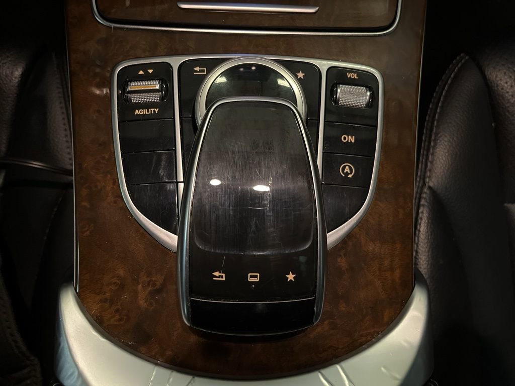 Used 2015 Mercedes-Benz C 300 4MATIC Sedan image 38