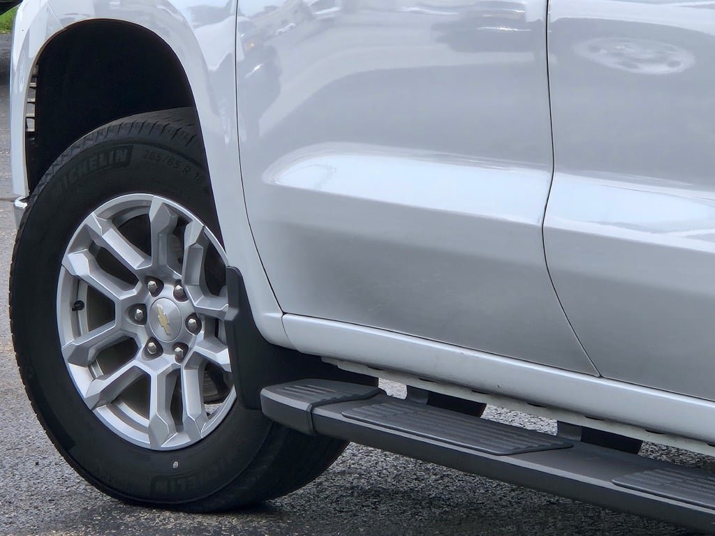 Certified 2023 Chevrolet Silverado 1500 LT AWD/4WD image 13