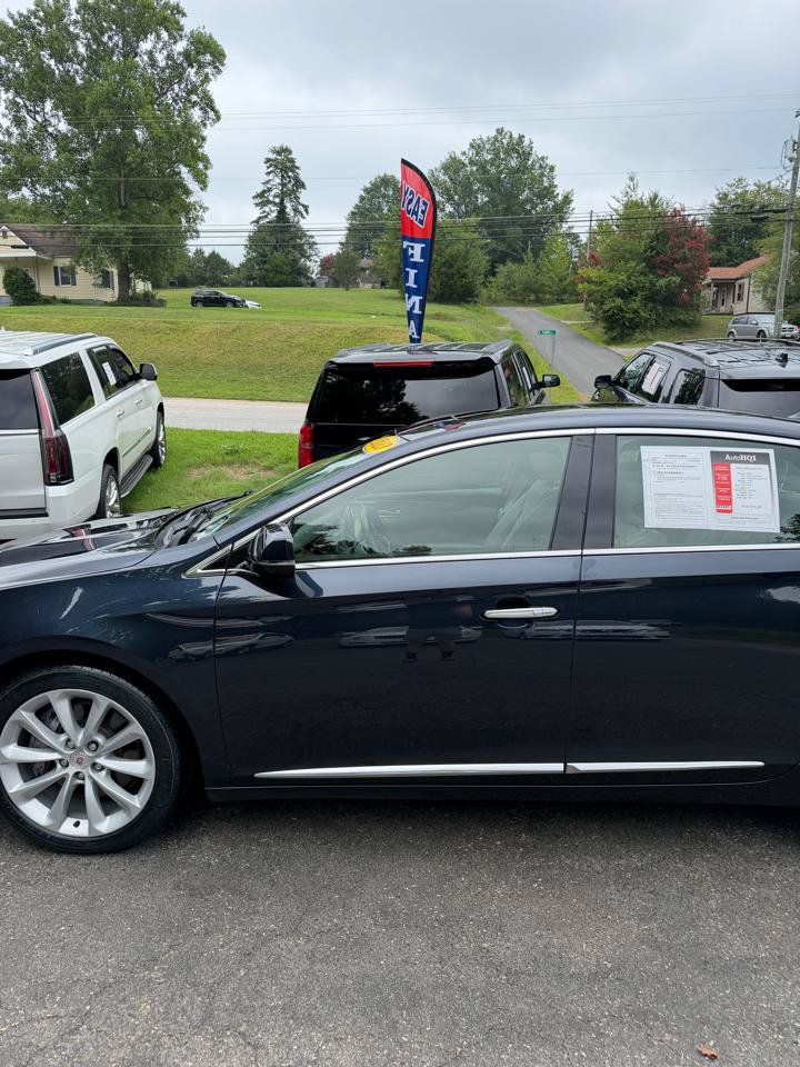 Used 2013 Cadillac XTS Premium AWD/4WD image 3