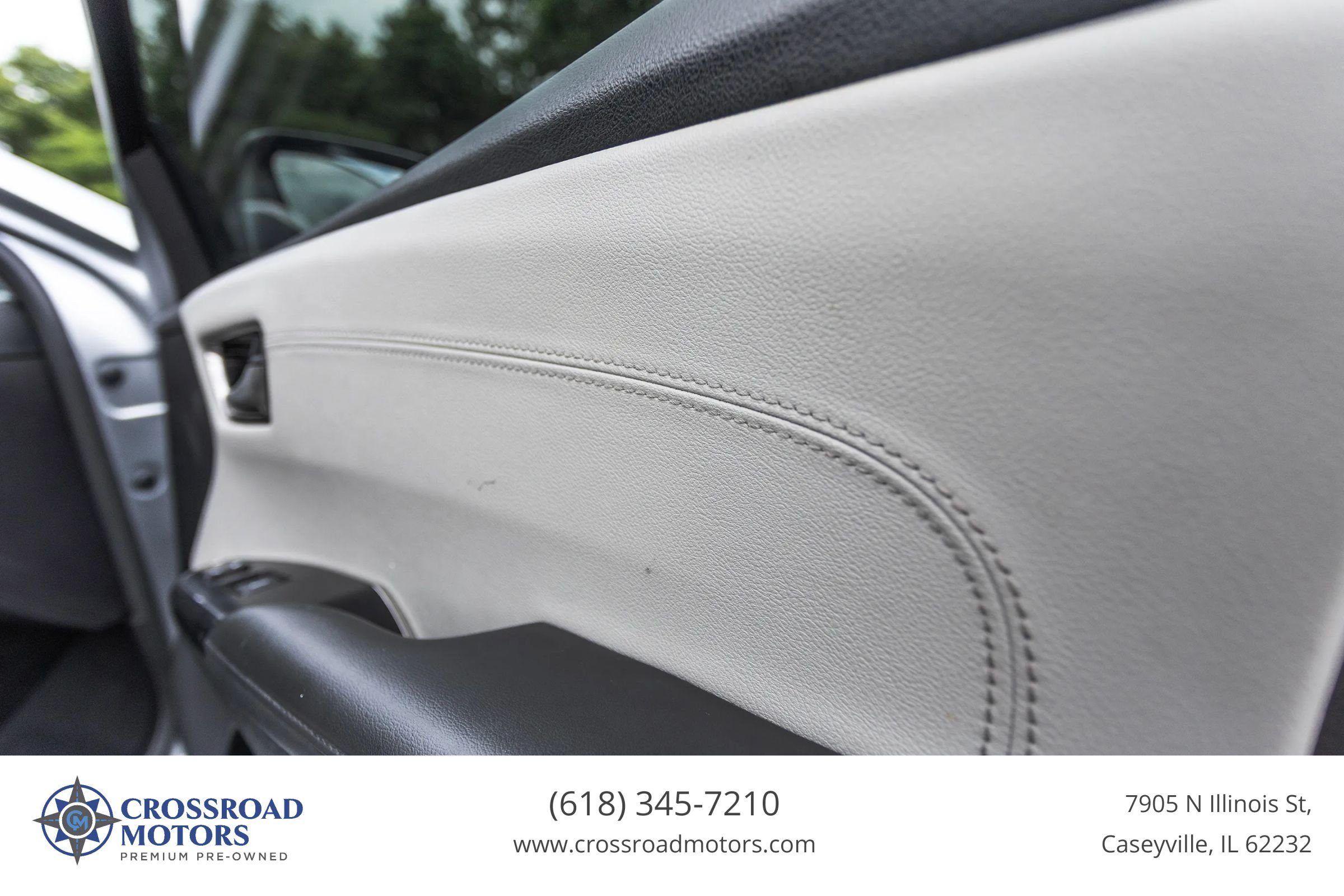 Used 2018 Toyota Avalon XLE Premium FWD image 29