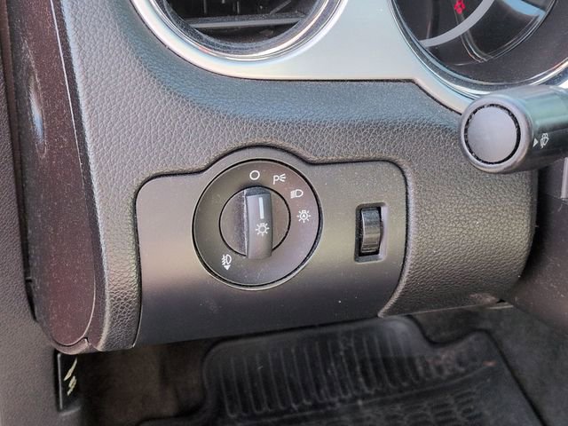 Used 2013 Ford Mustang Premium image 18