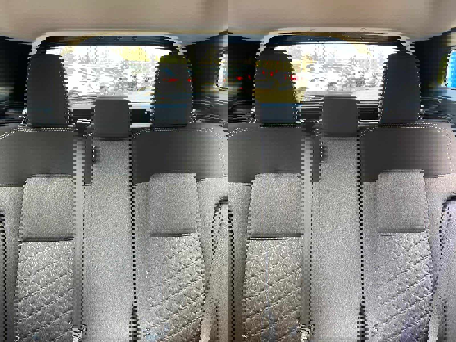 Used 2025 Nissan Kicks SV AWD/4WD image 27