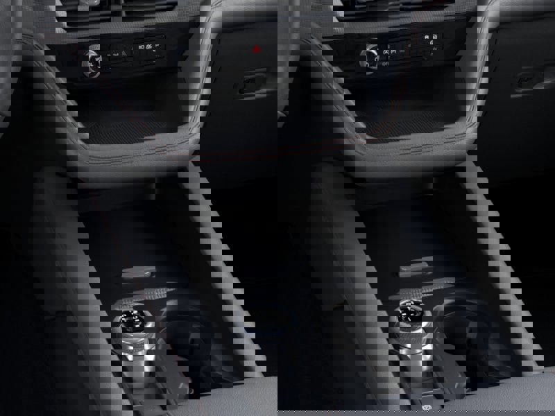 New 2025 Ford Explorer Active image 15