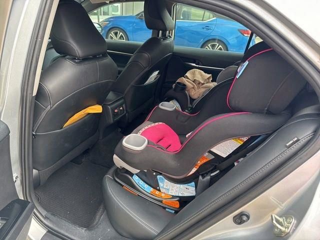 Used 2020 Toyota Camry XSE image 20