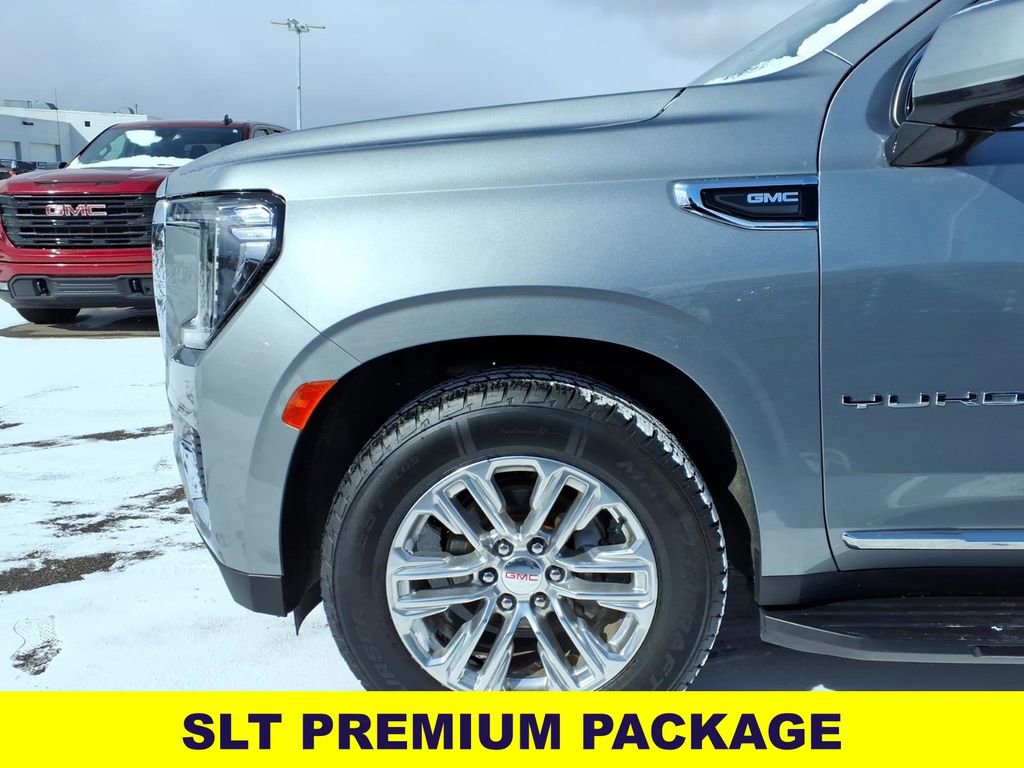 Used 2023 GMC Yukon XL SLT w/ SLT Premium Package image 27