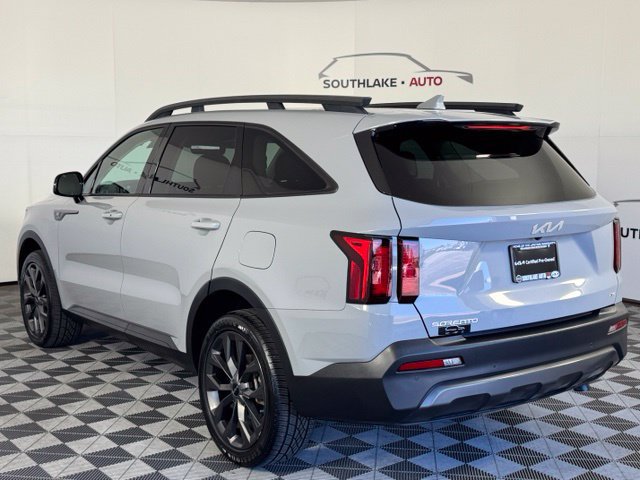 Certified 2023 Kia Sorento X-Line EX AWD/4WD image 5