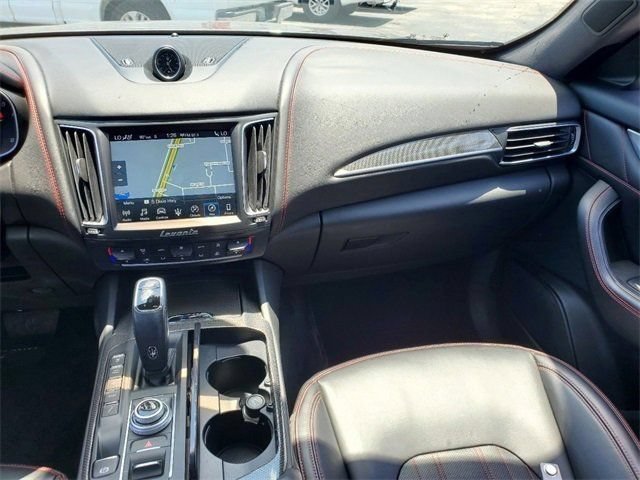 Used 2019 Maserati Levante AWD/4WD image 15