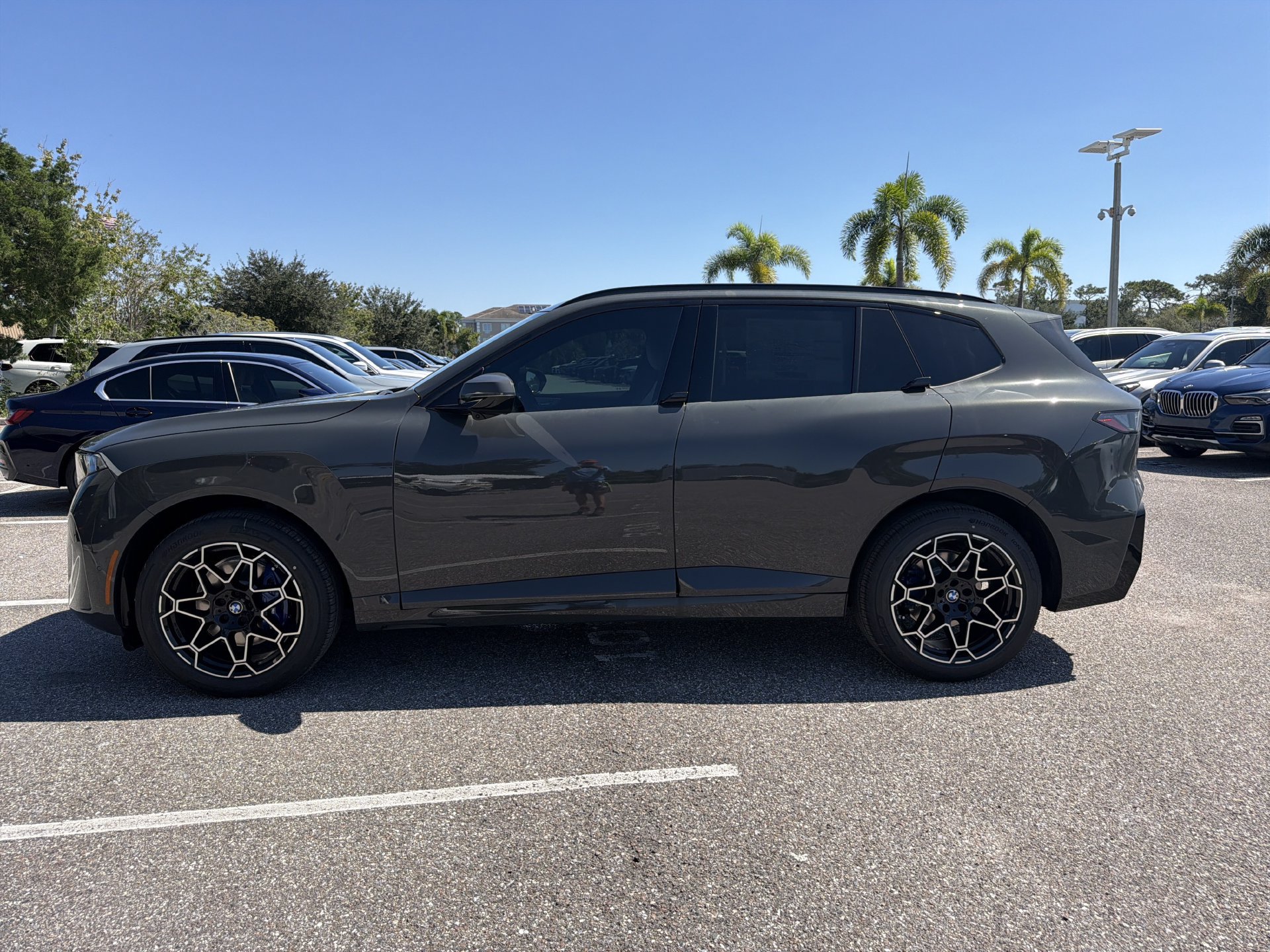 New 2027 BMW X5 xDrive50e w/ M Sport Package AWD/4WD image 6