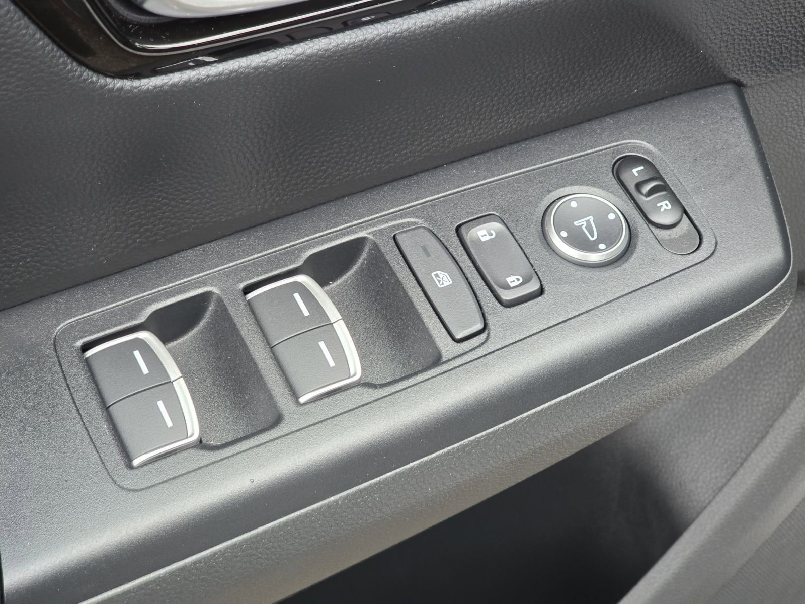 Used 2024 Honda CR-V EX-L image 23