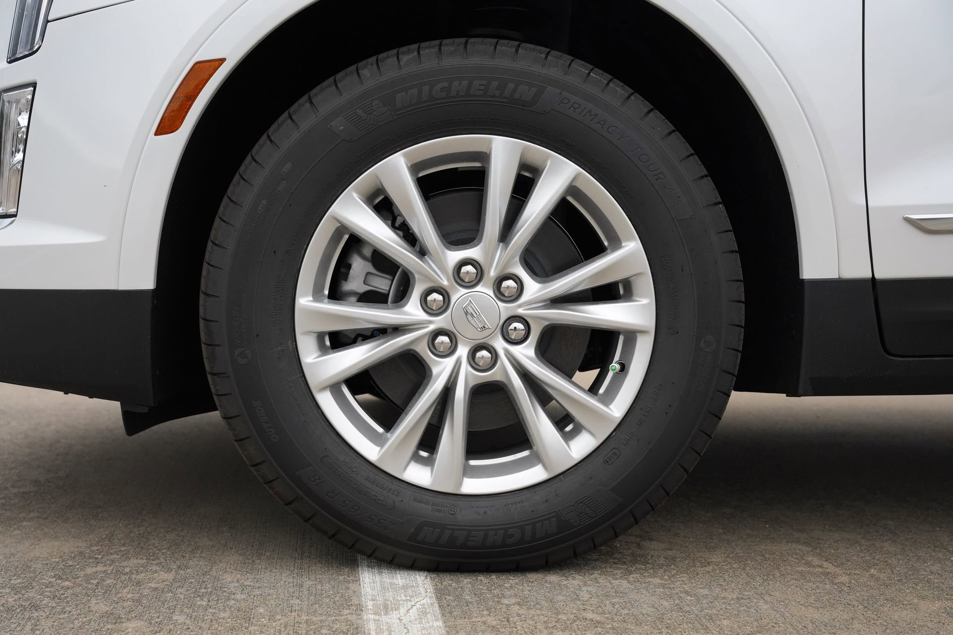 New 2026 Cadillac XT5 Luxury w/ LPO, Floor Liner Package image 29