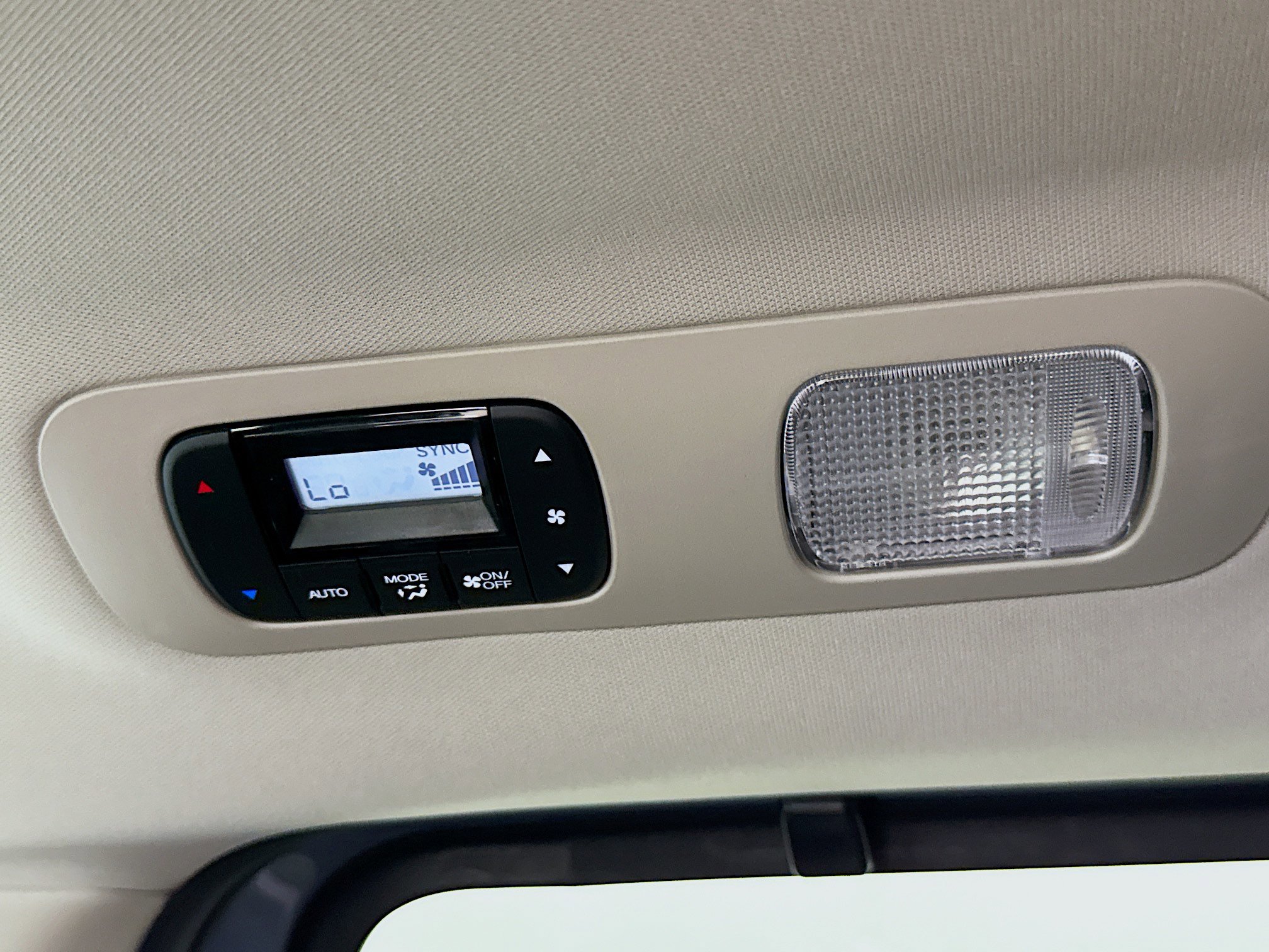 New 2026 Honda Odyssey Touring image 32