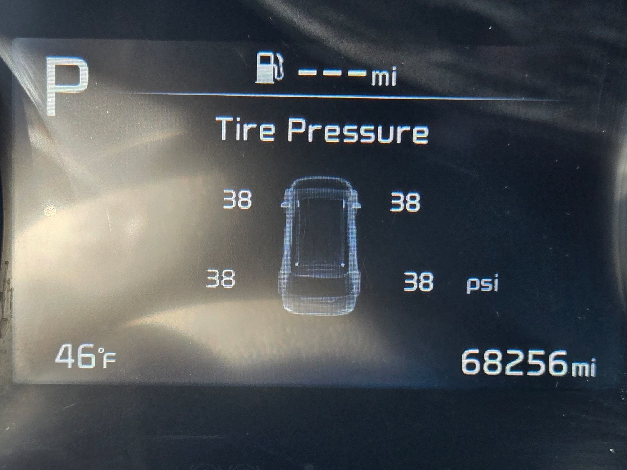 Certified 2023 Kia Carnival LX image 16