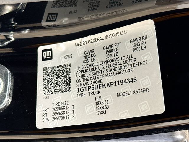 Used 2023 GMC Canyon AT4 w/ AT4 Premium Package image 31