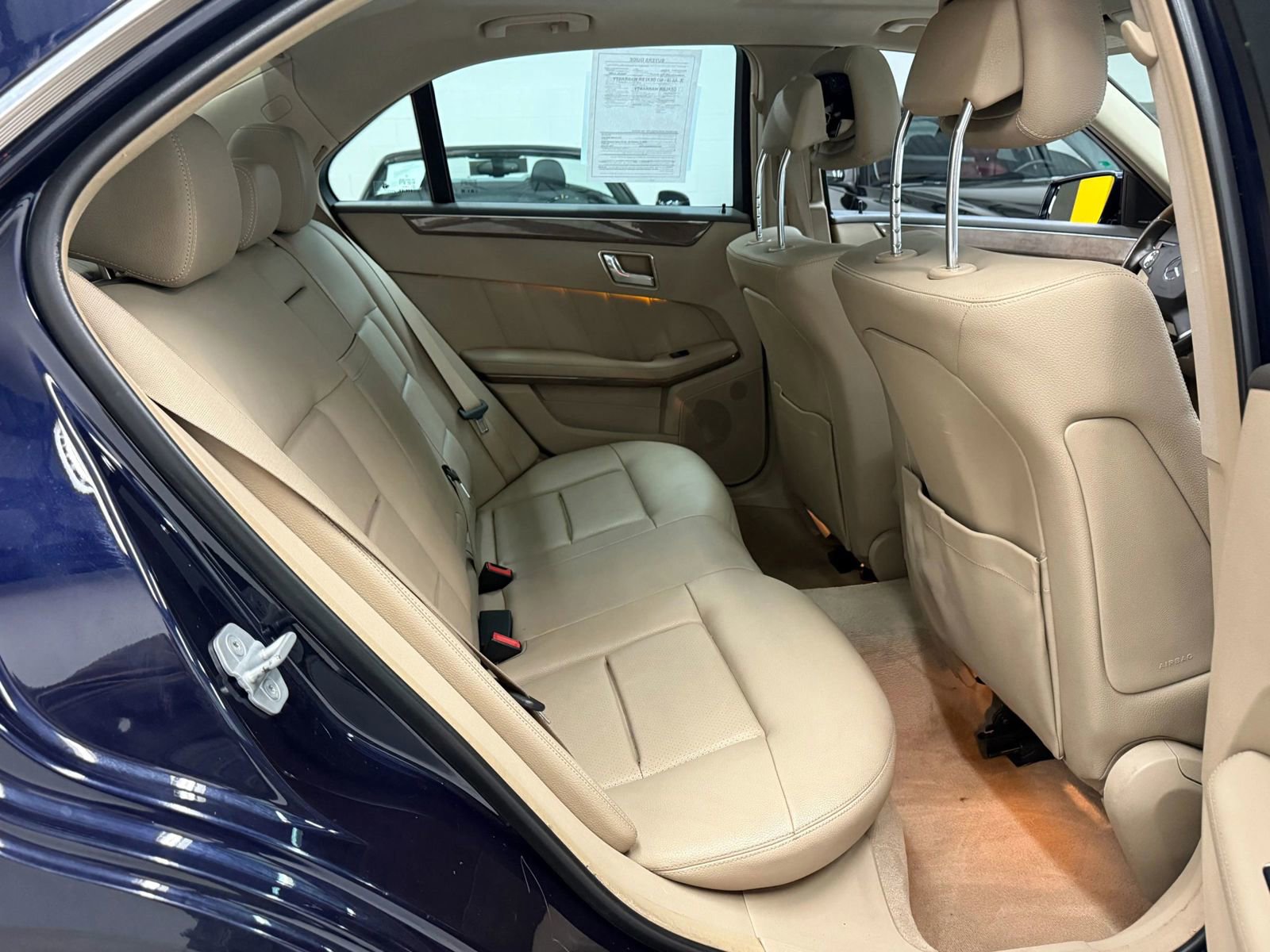 Used 2011 Mercedes-Benz E 350 4MATIC Sedan image 21