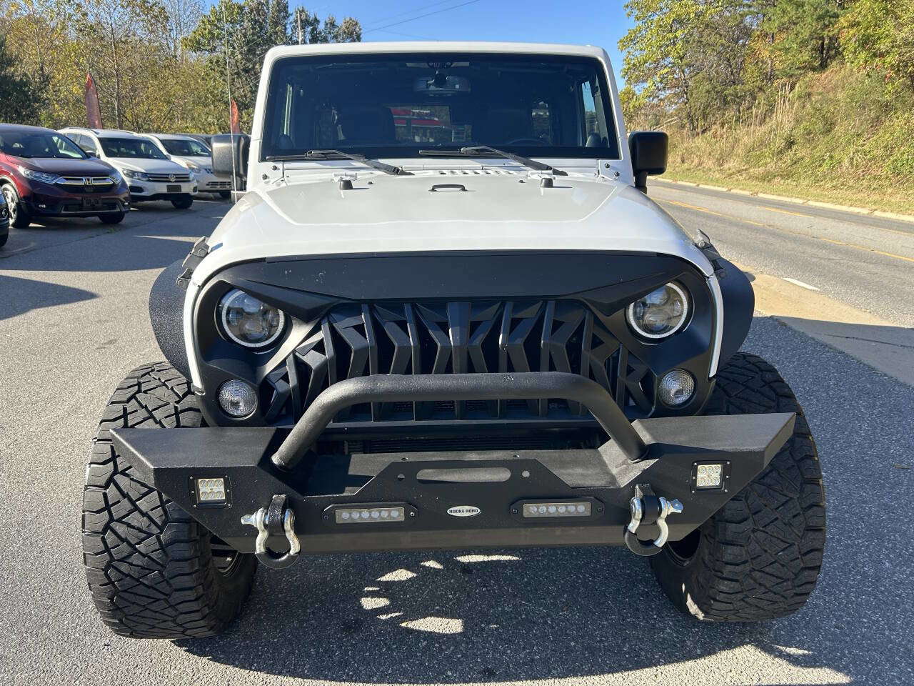 Used 2014 Jeep Wrangler Unlimited Sahara w/ Dual Top Group image 7