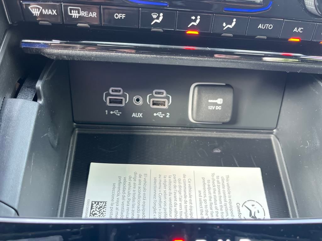 New 2025 Jeep Grand Cherokee L Laredo w/ Luxury Tech Group I image 37