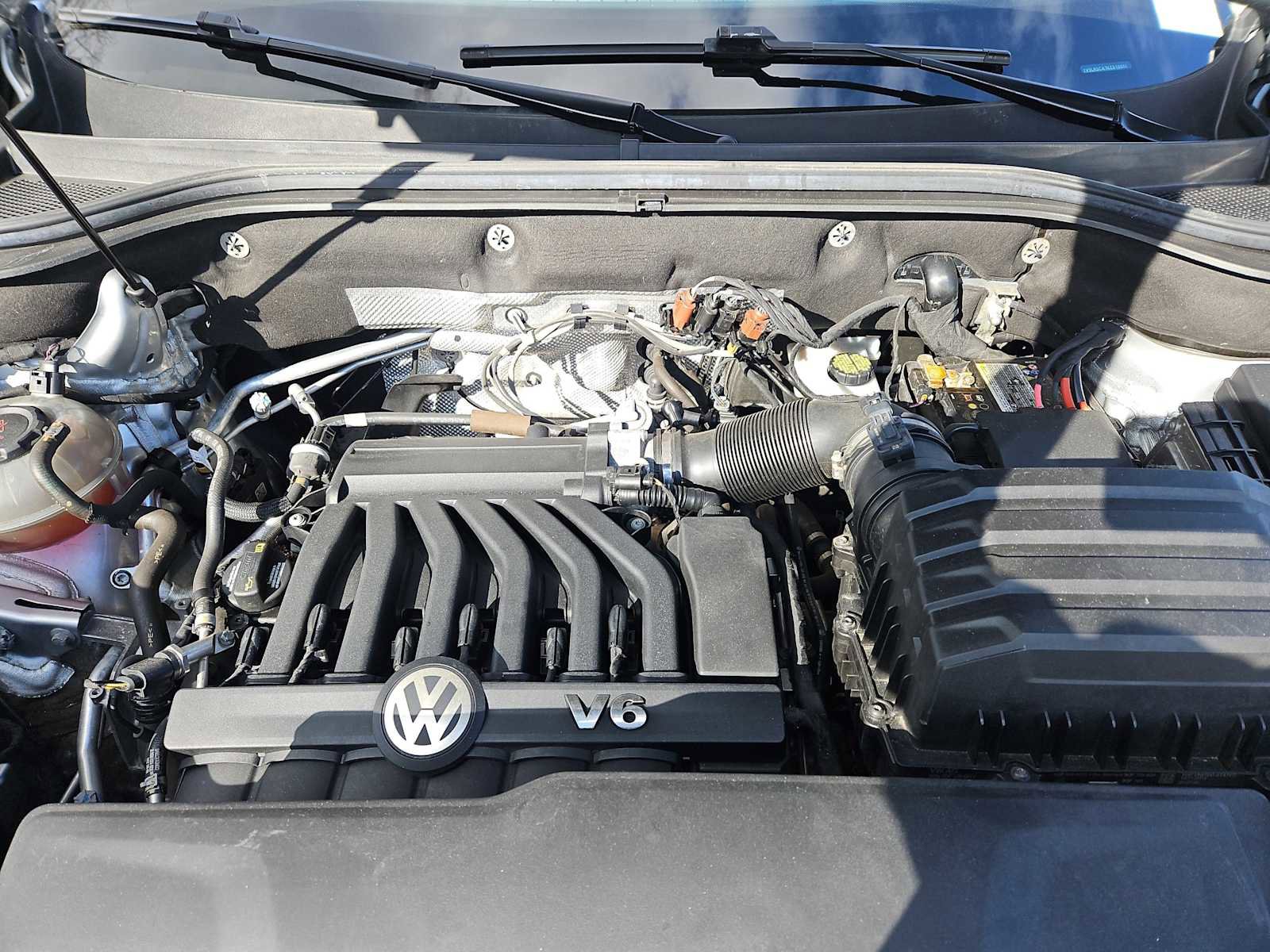 Used 2019 Volkswagen Atlas SE w/ Towing Package image 34