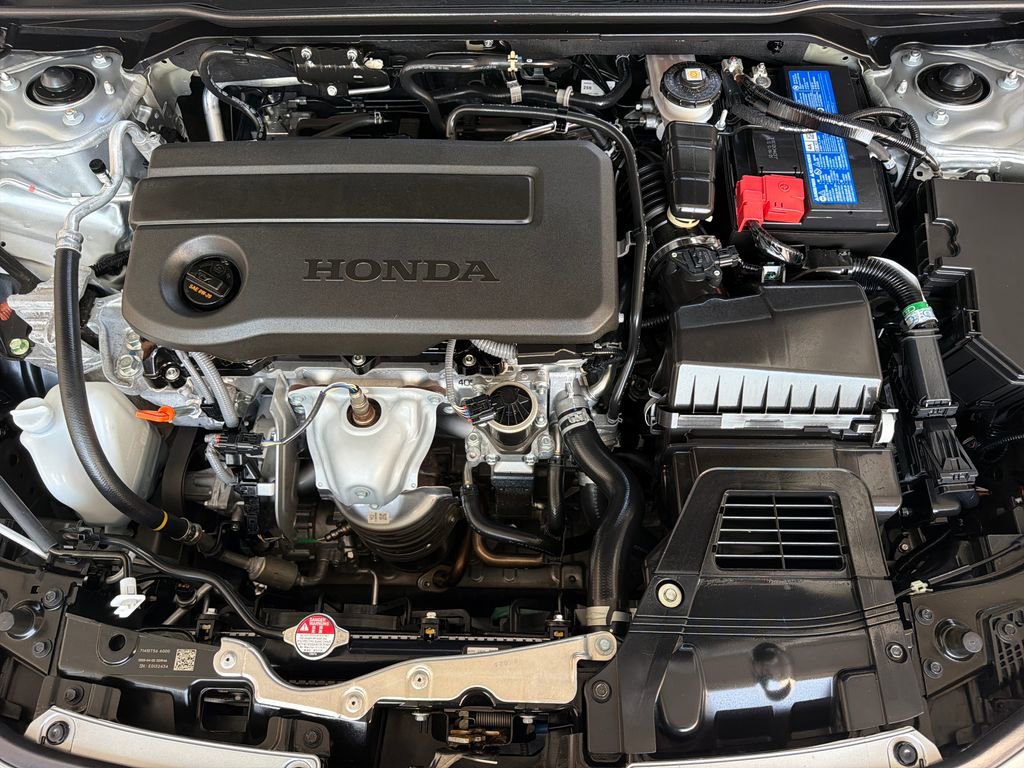 Used 2025 Honda Civic Sport image 33