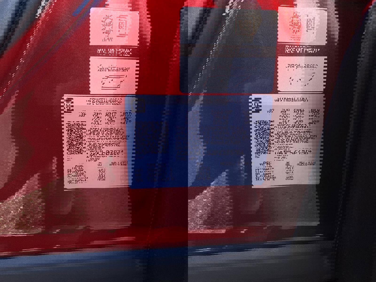 Used 2023 GMC Acadia AT4 image 26