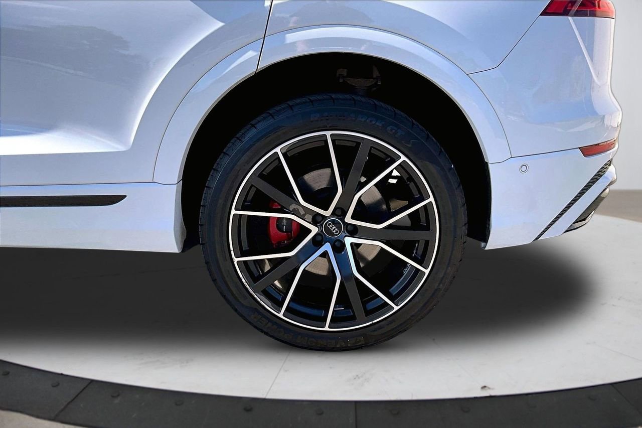 Used 2020 Audi Q8 Premium Plus w/ Premium Plus Package image 35