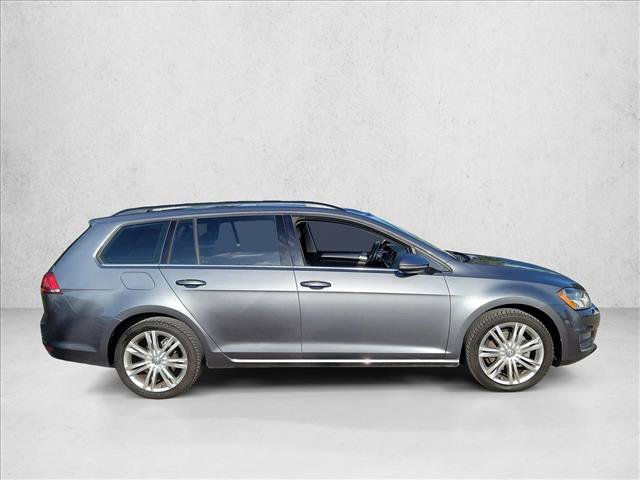 Used 2015 Volkswagen Golf TDI SE FWD image 4