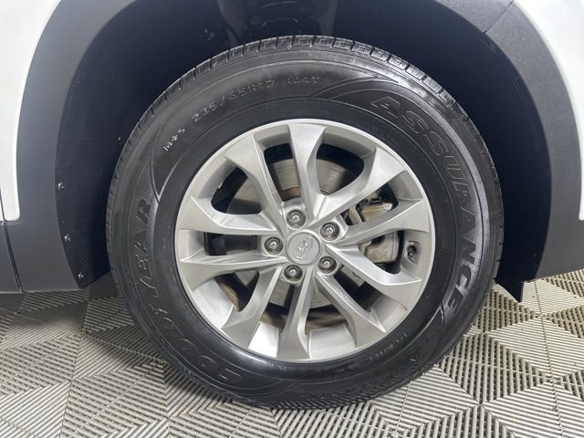 Used 2019 Hyundai Santa Fe SEL w/ Cargo Package image 6