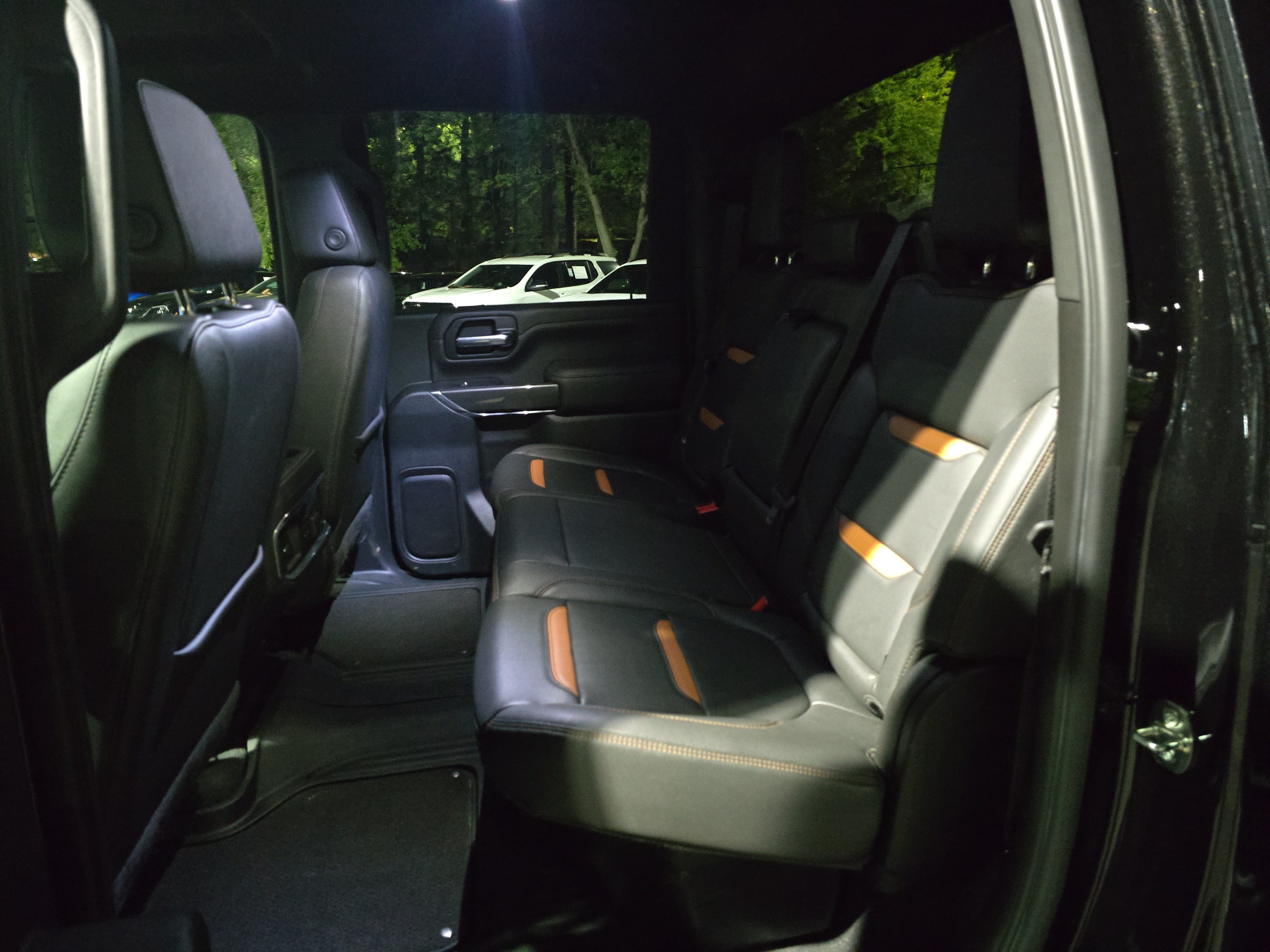 Used 2022 GMC Sierra 2500 AT4 w/ Gooseneck/5TH Wheel Package AWD/4WD image 13