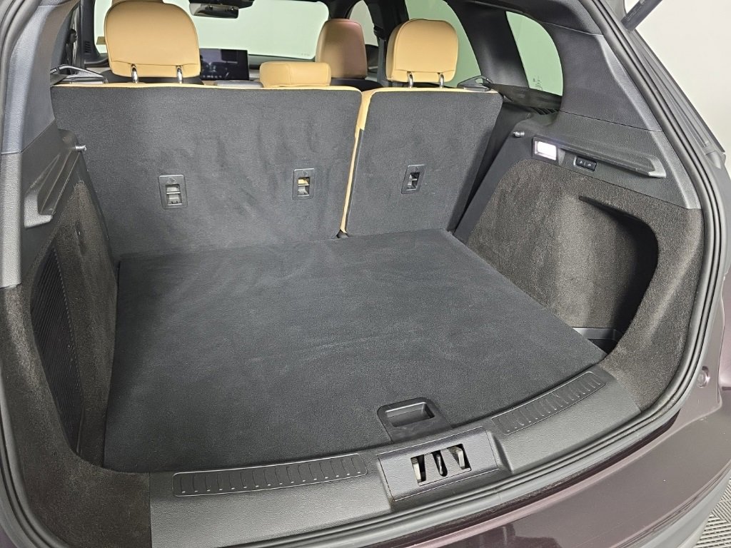 Used 2023 Lincoln Corsair Reserve w/ Equipment Group 201A image 33