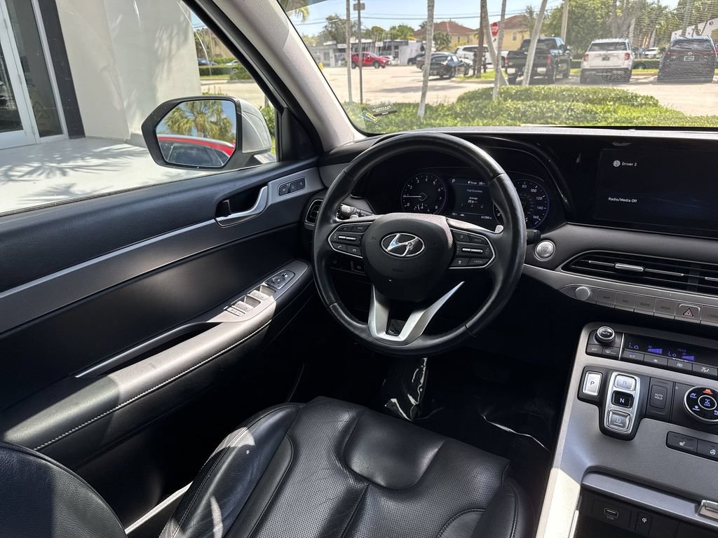 Used 2022 Hyundai Palisade SEL w/ 8P Bench Seat Package AWD/4WD image 21