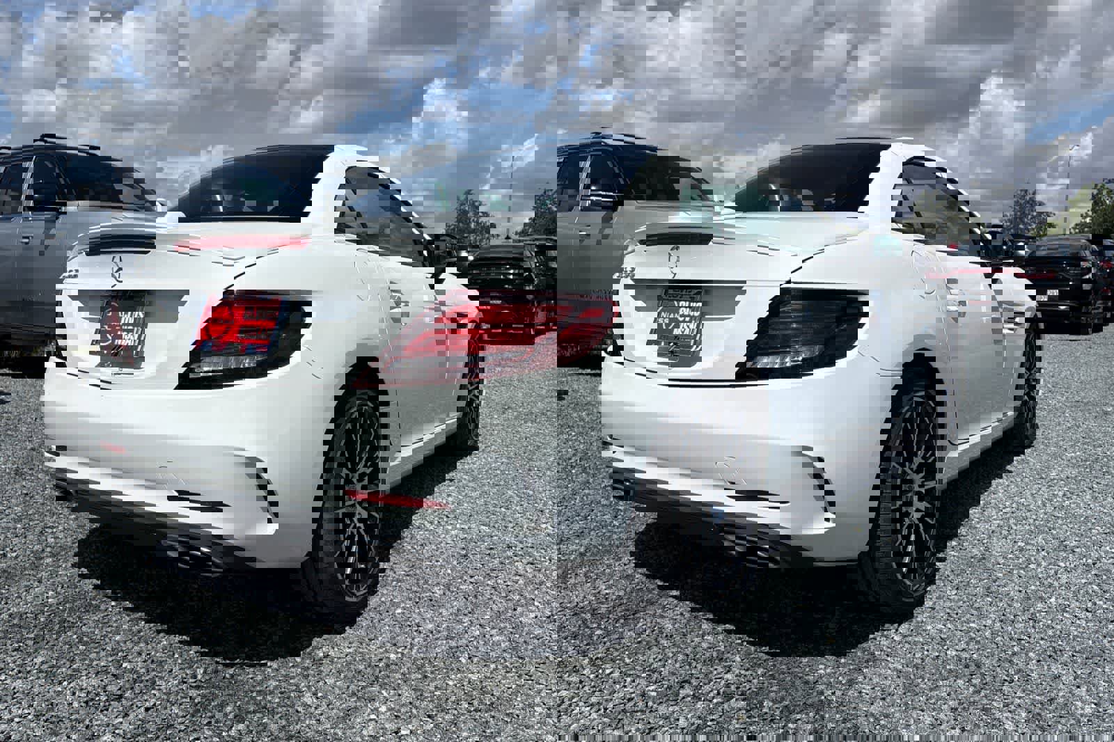 Used 2019 Mercedes-Benz SLC 300 image 3