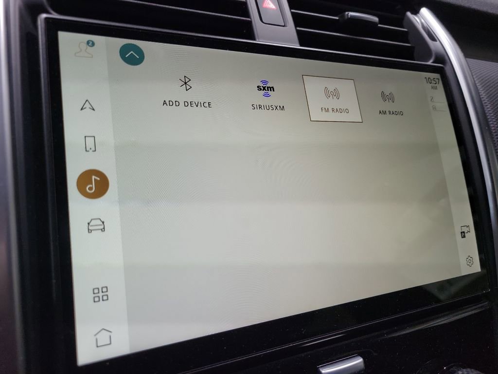 Certified 2024 Land Rover Discovery Dynamic SE image 35