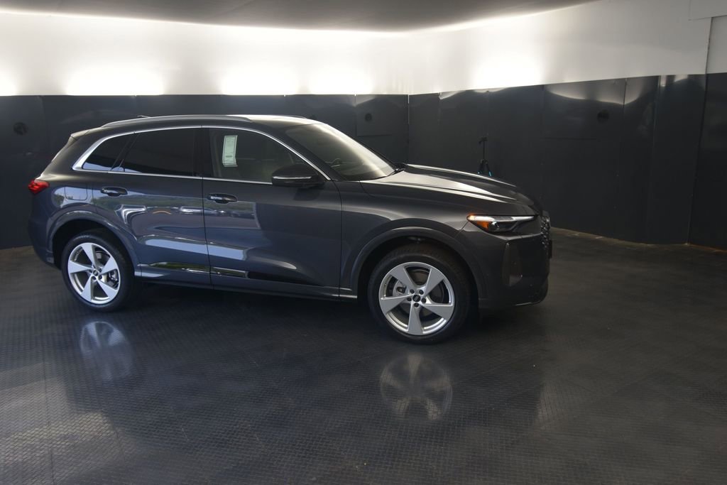 New 2025 Audi Q5 Premium Plus image 41