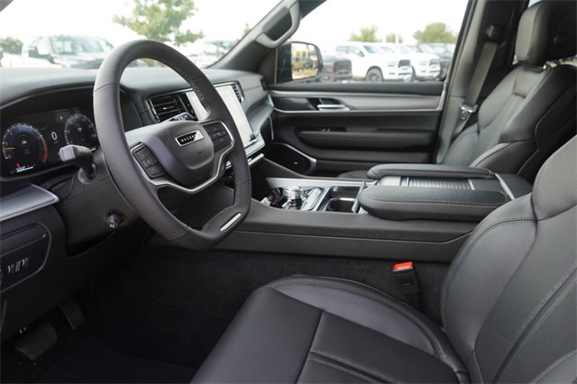 New 2025 Jeep Wagoneer L Series II image 22