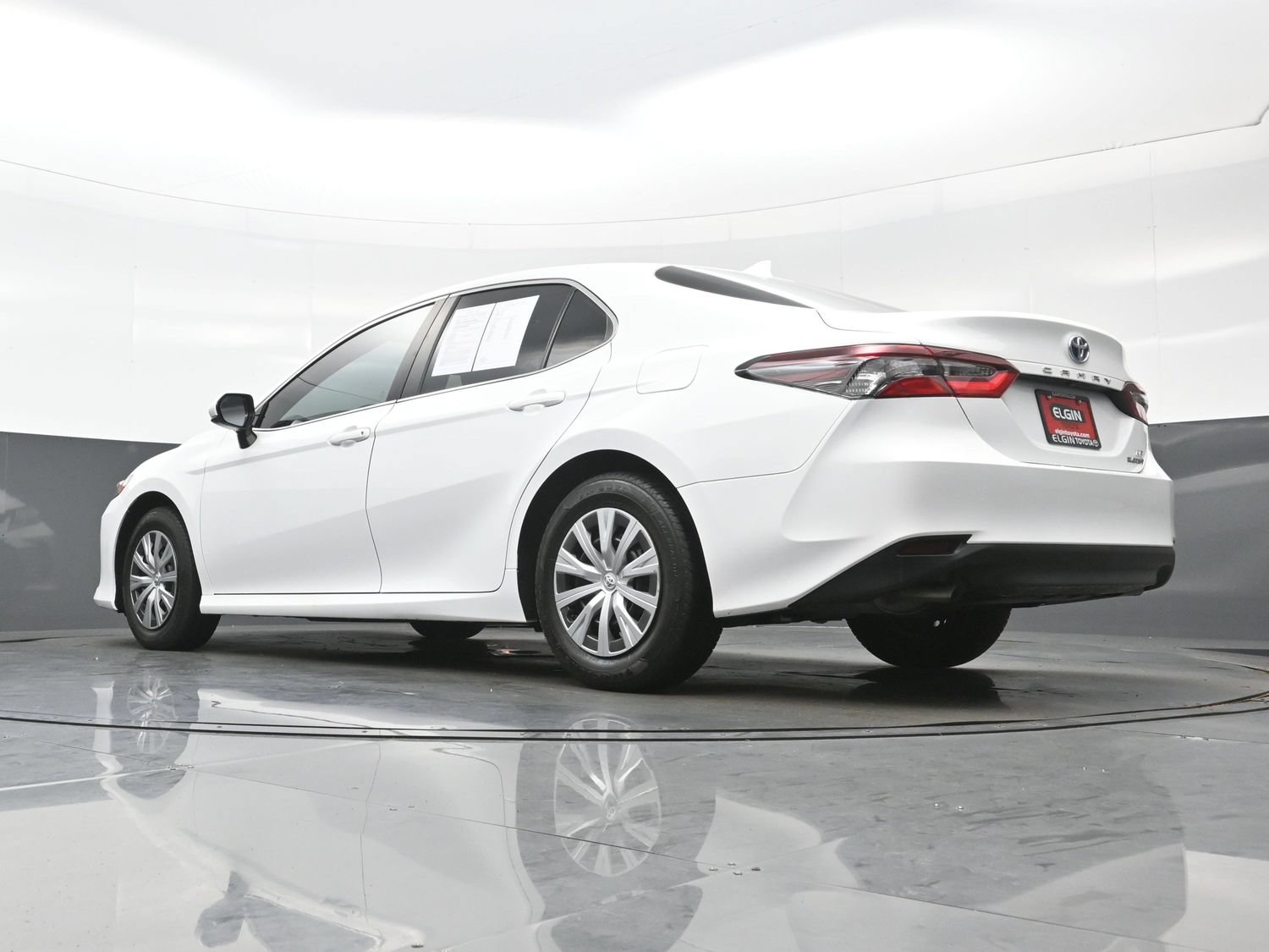 Used 2023 Toyota Camry LE FWD image 31