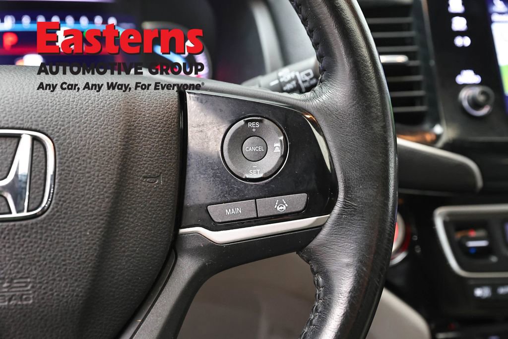 Used 2019 Honda Pilot Touring image 16