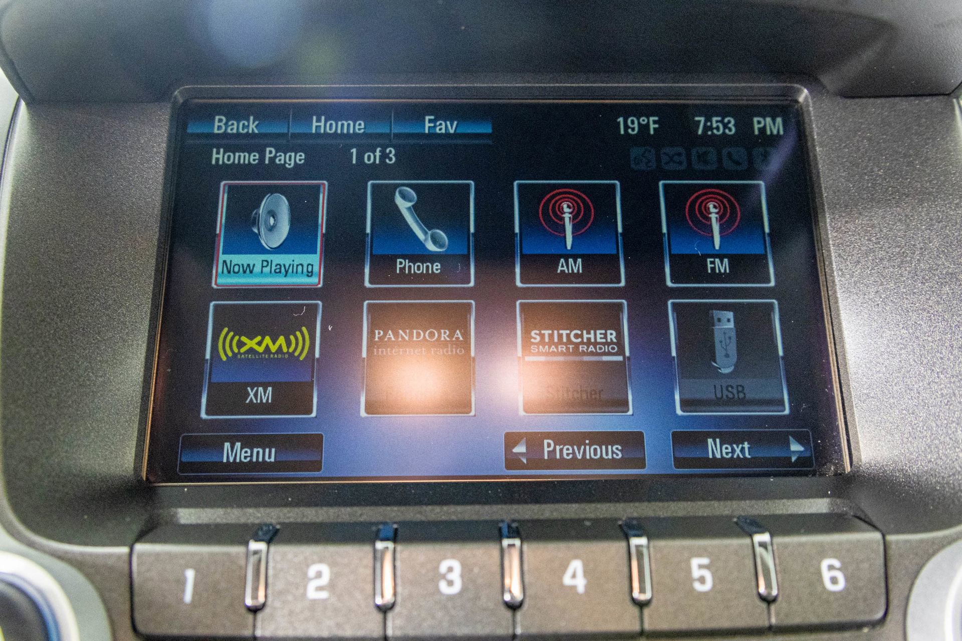 Used 2017 Chevrolet Equinox LT w/ Convenience Package image 7