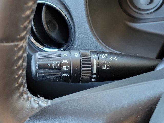 Certified 2017 Jeep Patriot High Altitude FWD image 12