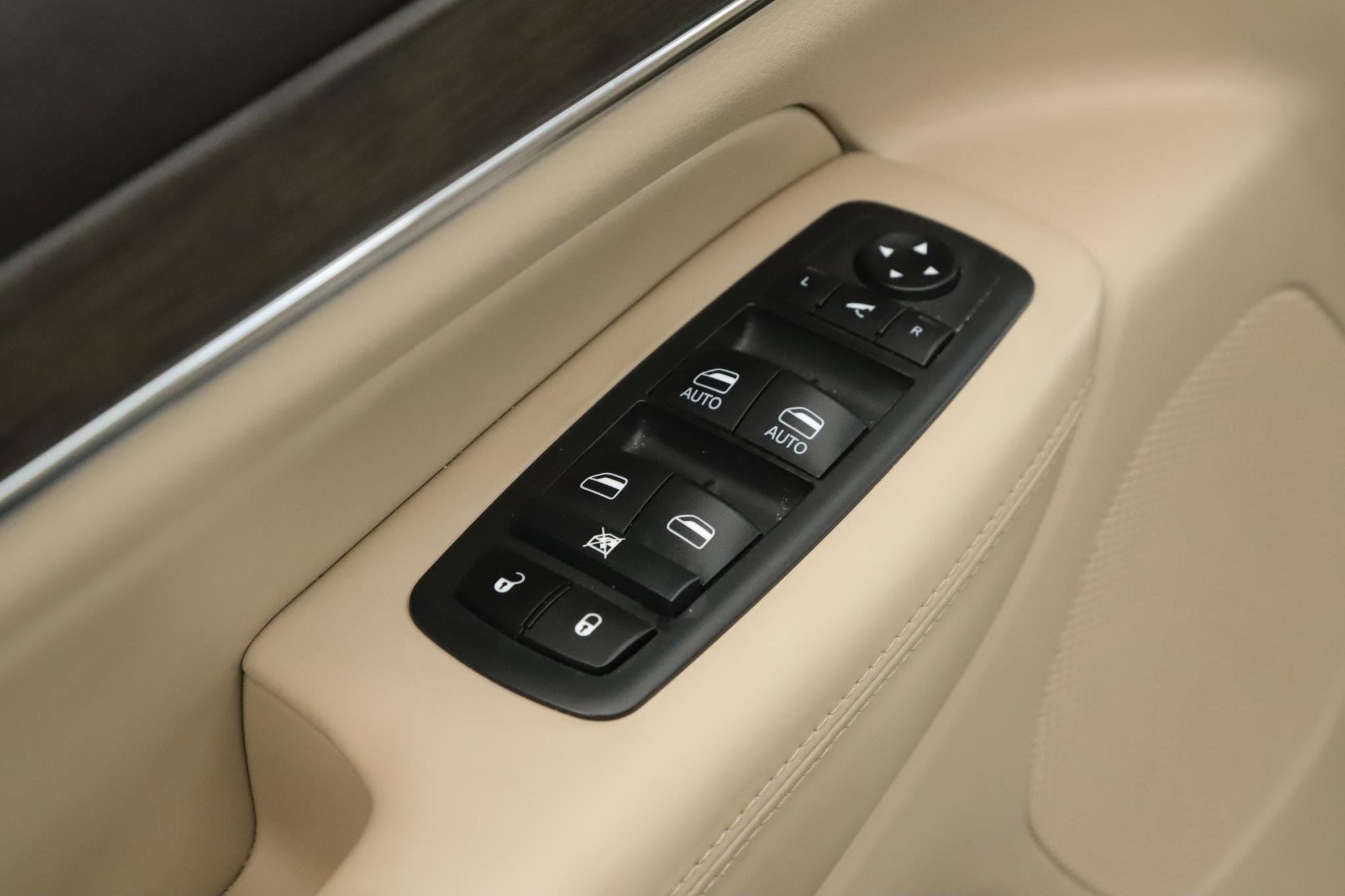 Used 2021 Jeep Grand Cherokee Overland image 8