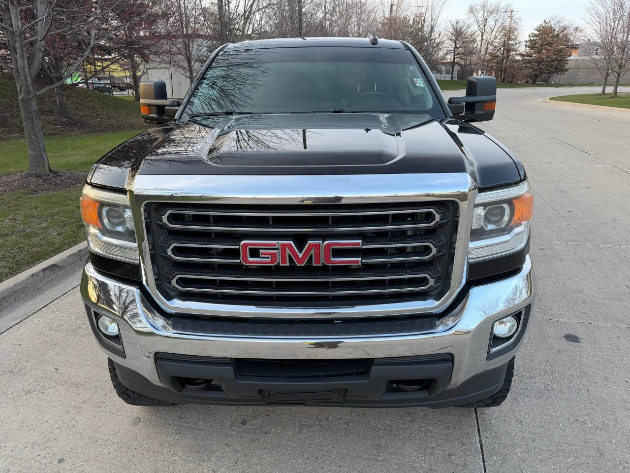 Used 2015 GMC Sierra 3500 SLE image 2