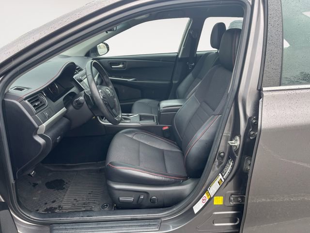 Used 2017 Toyota Camry SE FWD image 9