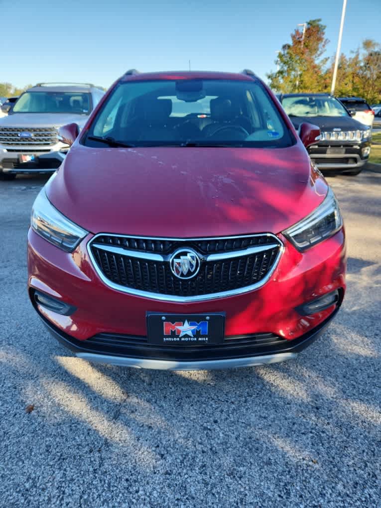 Used 2019 Buick Encore Essence w/ Experience Buick Package AWD/4WD image 12
