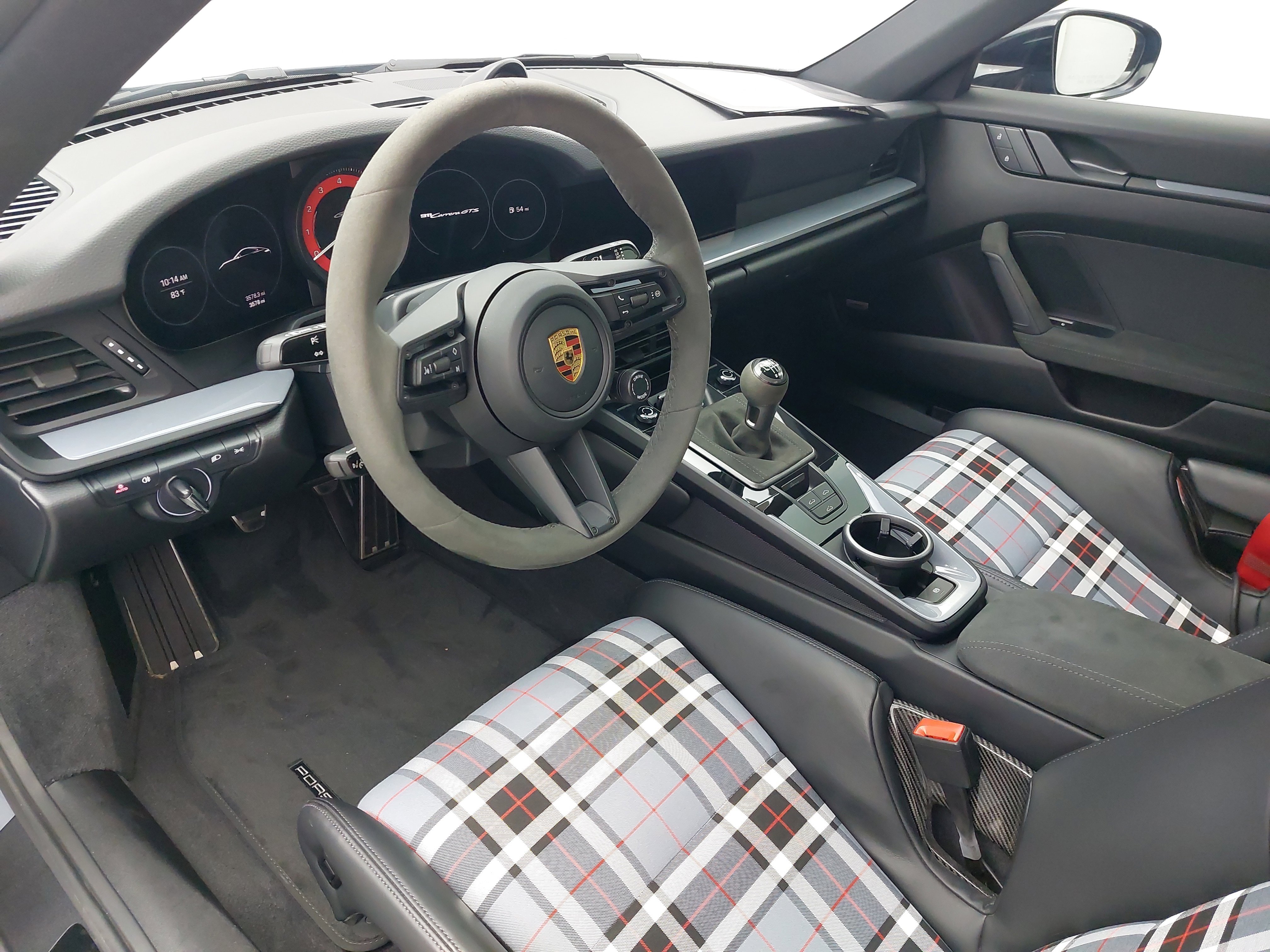 Certified 2024 Porsche 911 Carrera GTS image 4