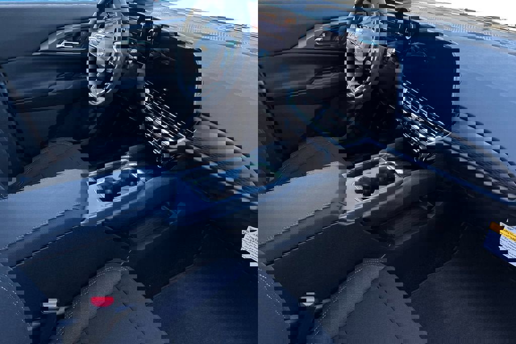 New 2026 Chevrolet Equinox EV LT w/ LPO, Blackout Package image 16