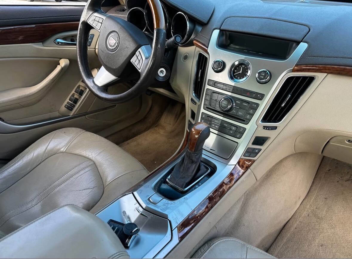 Used 2009 Cadillac CTS 3.6 w/ Wood Trim Package image 13