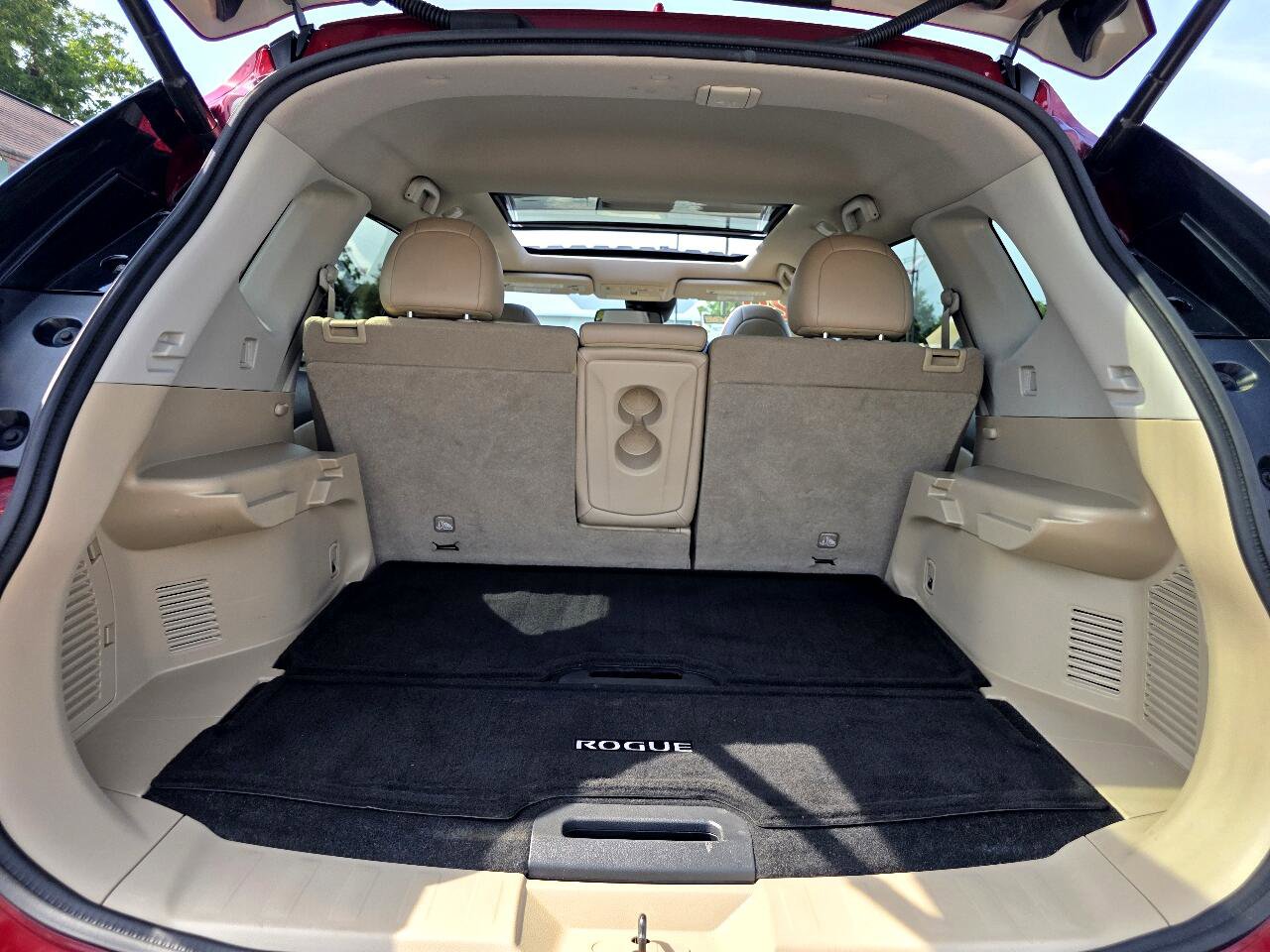 Used 2020 Nissan Rogue SL w/ Premium Package image 20