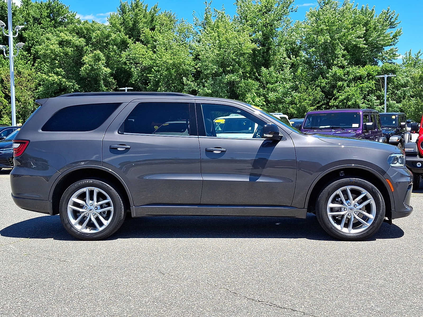 Used 2024 Dodge Durango GT AWD/4WD image 7