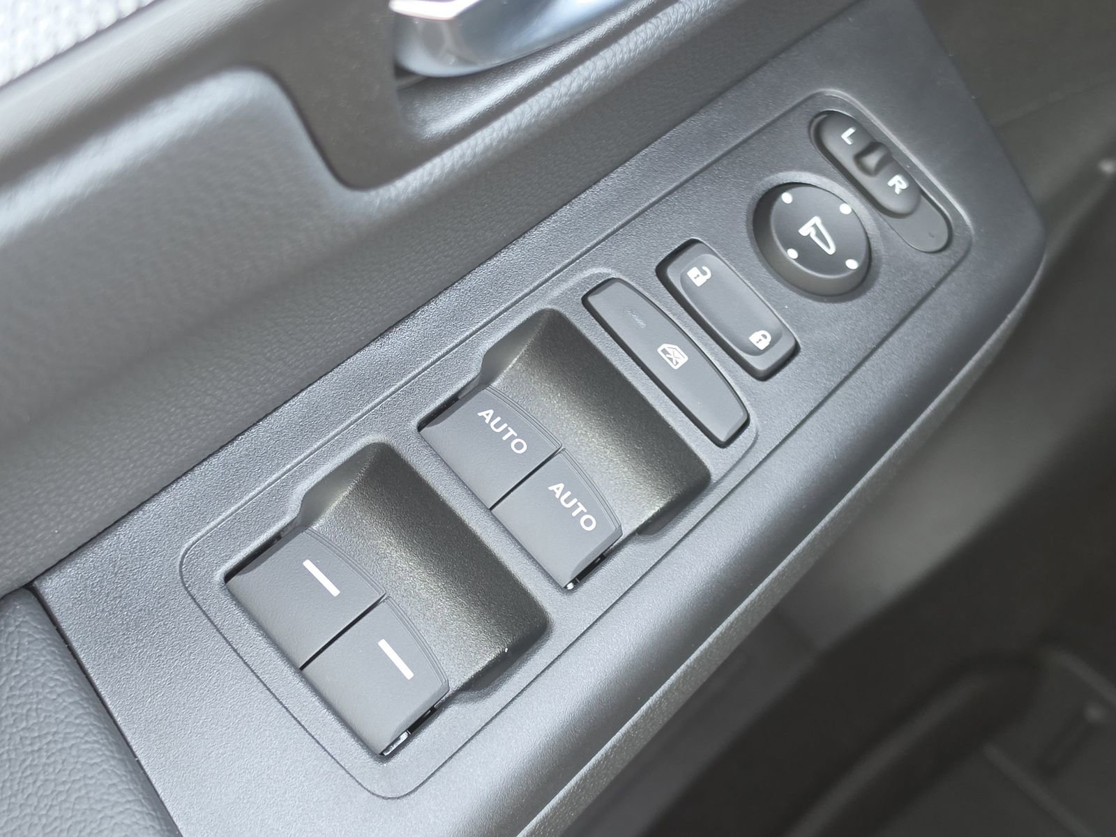 New 2026 Honda CR-V Sport image 15