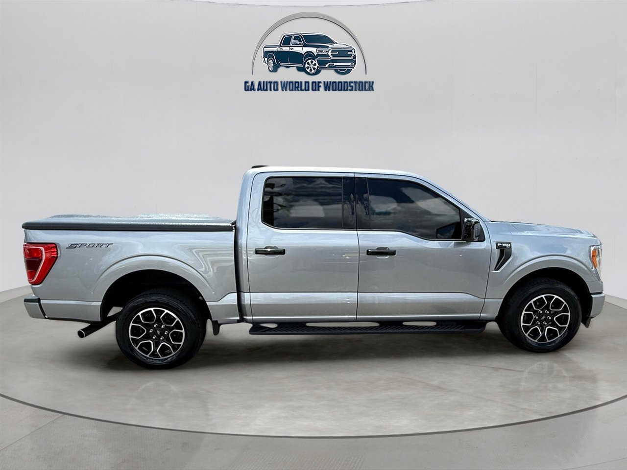 Used 2022 Ford F150 XLT w/ Equipment Group 301A Mid image 6